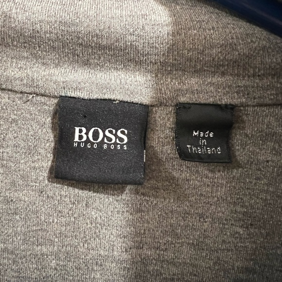 🔥Hugo Boss Sweatshirt 🔥 - Picture 2 of 6